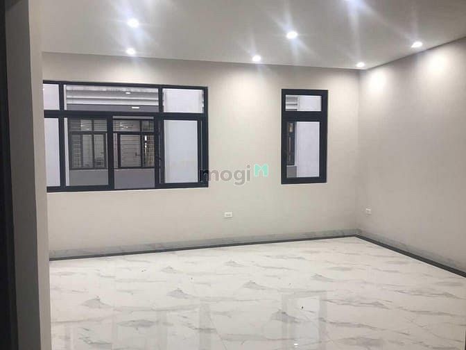Hình ảnh Cho thuê Nhà 40B Phan Xích Long , phường 2 ,Phú Nhuận