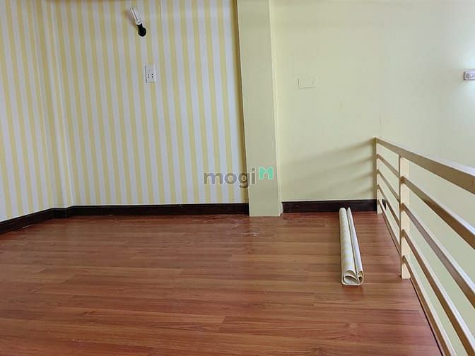 Hình ảnh Bán nhà 1 lầu , lửng hẽm 502 Huỳnh Tấn Phát, Quận 7