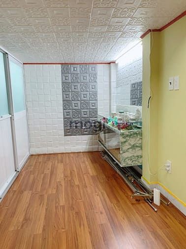 Hình ảnh Bán nhà 1 lầu , lửng hẽm 502 Huỳnh Tấn Phát, Quận 7