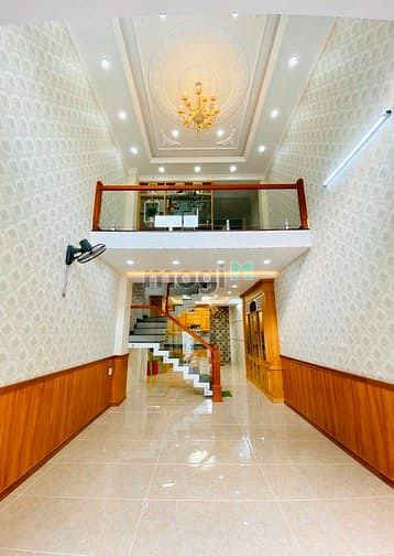Hình ảnh Bán MẶT TIỀN khách sạn Cộng Hòa phường12 Hầm + 6 lầu 12 phòng 72m2