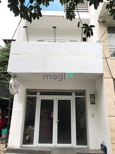 Hình ảnh Cho thuê nhà đường D2 quận Bình Thạnh 4x20m