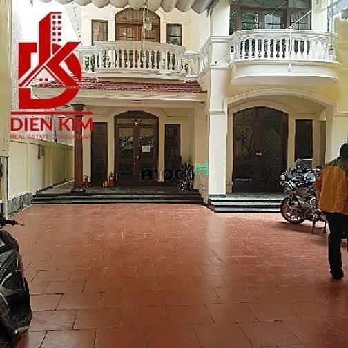Hình ảnh Cho thuê nhà đường Trường Chinh quận Tân Bình 9x25m