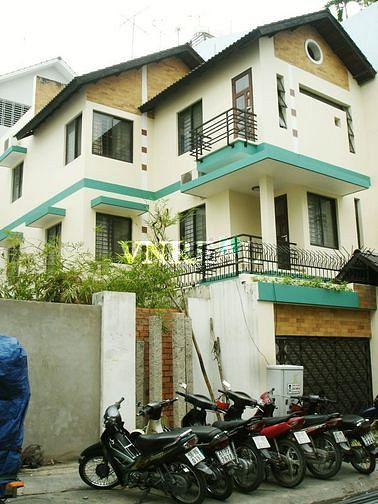 Hình ảnh Cho thuê biệt thự Tản Viên quận Tân Bình 20x25m