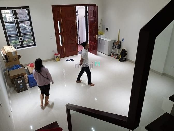Hình ảnh Cho thuê nhà Đồng Me- Mễ Trì, sạch & đẹp, DT 50mx 5T, Tầng 1-2 thông s