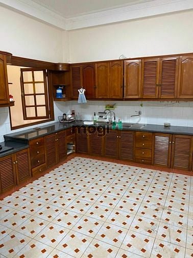 Hình ảnh Nhà Hẻm 2/ LÊ VĂN SỸ 4,5 X 15 1H.1T.3L. sân thượng