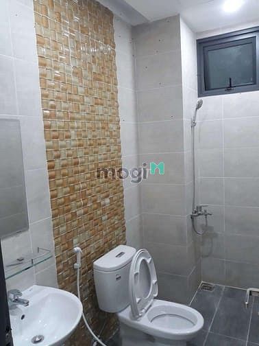 Hình ảnh Cho thuê nhà Cộng Hòa, Tân Bình, 6x15m, 1 trệt 2 lầu.