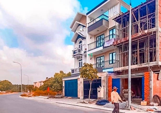 Hình ảnh Phát Mãi 23 đất nền và Biệt Thự giá rẻ hơn TT 20%, ngay AEON