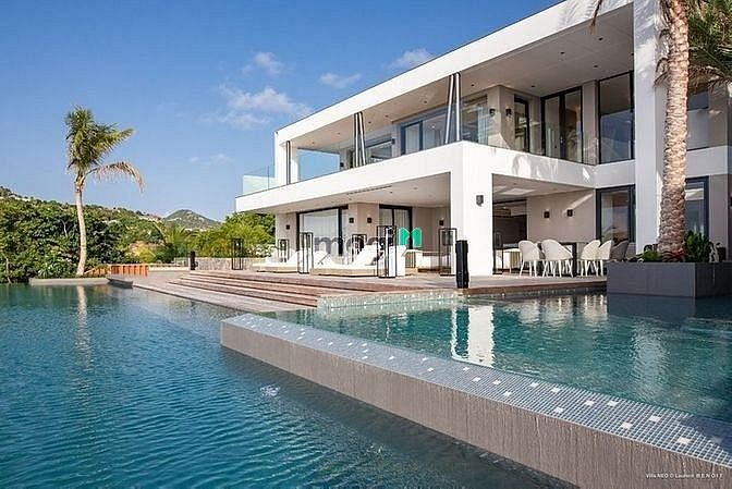 Hình ảnh Biệt thự có hồ bơi PMH,Q7 cần cho thuê gấp