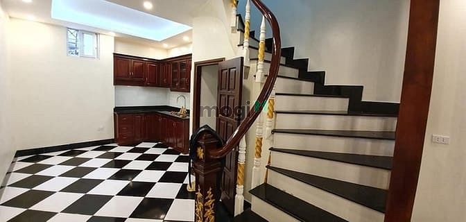 Hình ảnh Bán nhà Phố Tây Sơn 36mx4T-Ba bước ra phố