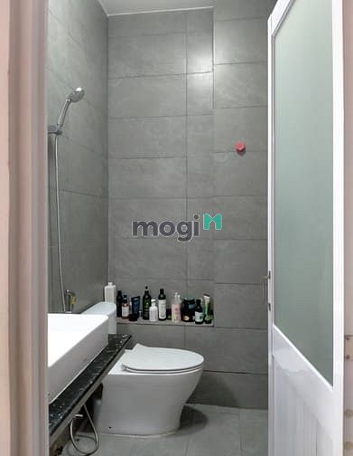 Hình ảnh cho thuê nhà 250C Tô Hiến Thành, P14, Quận 10