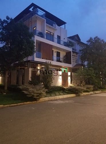 Hình ảnh Cho thuê nhanh biệt thự Hưng Thái, PMH,Q7 nhà đẹp