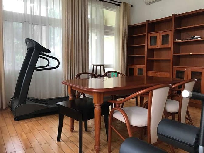 Hình ảnh Cho thuê Biệt thự đơn lập Mỹ Phú có hồ bơi, Phú Mỹ Hưng, Quận 7