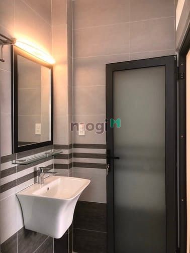 Hình ảnh Cho thuê nguyên căn 120a Phan Xích Long, Phú Nhuận,