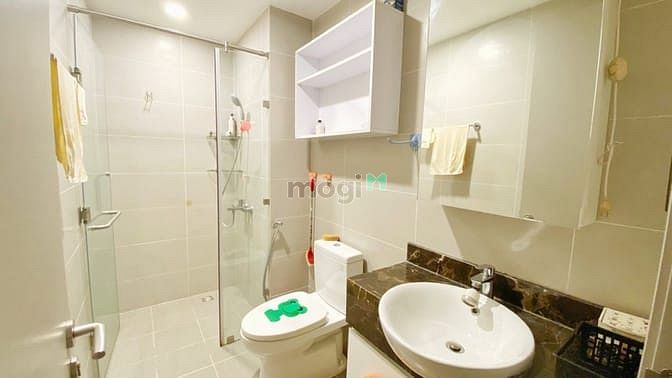 Hình ảnh Cho thuê chung cư The Gold View Q4, 2PN, nội thất đầy đủ