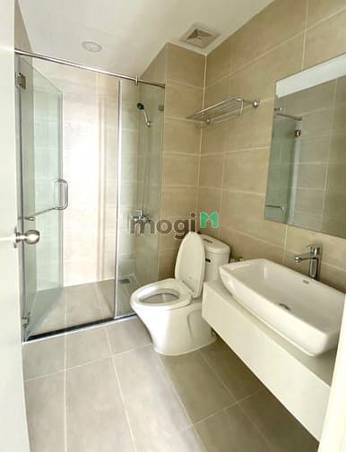 Hình ảnh Bán lỗ căn 2PN view hồ bơi, DT 74m2, chung cư Central Premium, P5, Q8