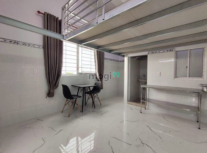Hình ảnh Phòng Gác cao, 32m2, tháng máy , Trường Chinh Tân Bình , mới 100%