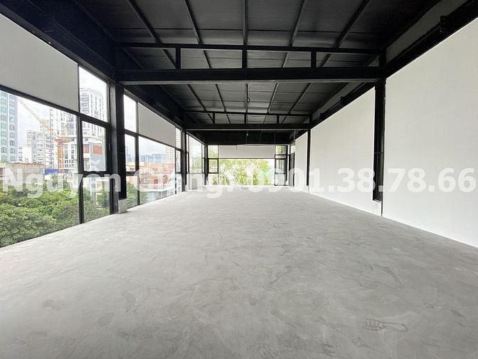 Hình ảnh (299.9m2) - 43.9tr Kho sát Trần Não 🏦 --> rẻ nhất 9 --> hàng hiếm 9🏦