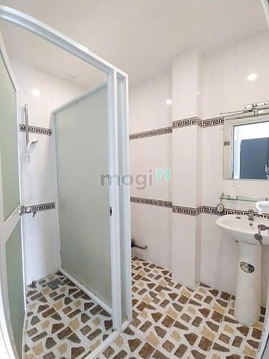 Hình ảnh Ӈome.۩ - ĐẲNG CẤP Trang Chủ MB66.COM / Đăng Ký Tặng 66K có bancol tiện nghi, thoáng mát tại Quận 3