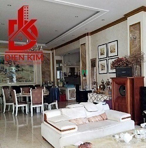 Hình ảnh Cho thuê nhà đường Đồng Đen quận Tân Bình dt 5,9x23m