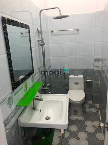 Hình ảnh Cho thuê nhà nguyên căn 48/2 út tịch , quận tân bình.DTSD 250m2