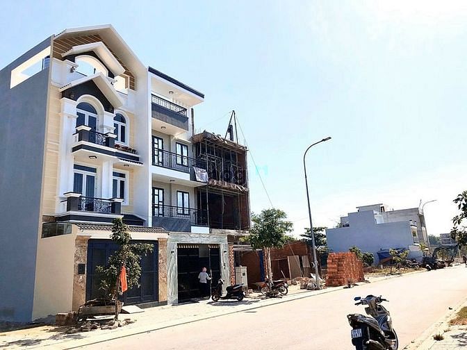 Hình ảnh Bán lô đất mặt tiền đường số 7, khu Tên Lửa, Quận Bình Tân cách Lotte