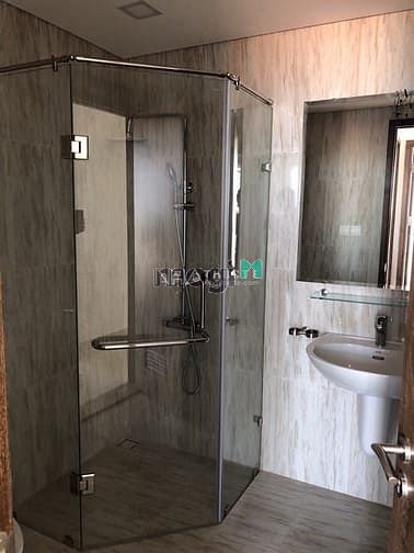 Hình ảnh ✔ Cho thuê CHCC THE GOLDEN STAR - Nhà trống, có rèm cửa