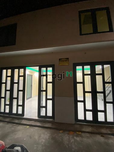 Hình ảnh cho thuê nhà hẻm CMT8 P5 1Trệt 1Lầu 32m 11tr