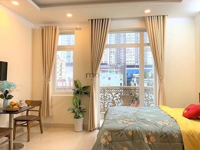 Hình ảnh Siêu Phẩm Balcony Gỗ Hương Tự Nhiên Ngay TT Quận 10 💥