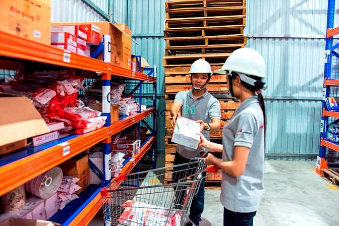 Hình ảnh Kho Hàng Trung Tâm Diện Tích Thuê Lớn Nhỏ 10NV Nhập Xuất, Kho Mát 25độ