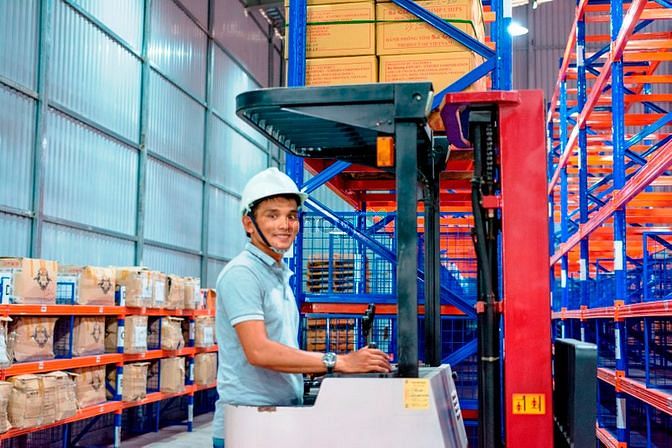 Hình ảnh Kho Hàng Trung Tâm Diện Tích Thuê Lớn Nhỏ 10NV Nhập Xuất, Kho Mát 25độ