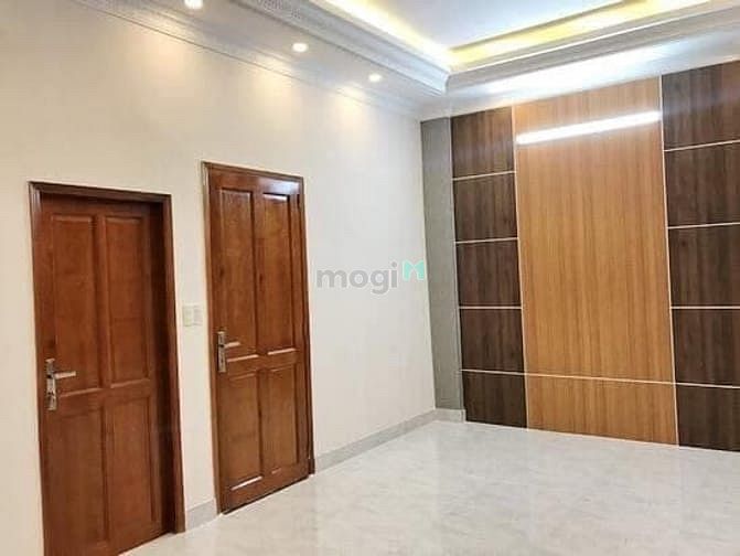 Hình ảnh Siêu Phẩm Âu Cơ Hẻm Ô Tô thông 5m DT 4 tầng 6.5 tỷ.