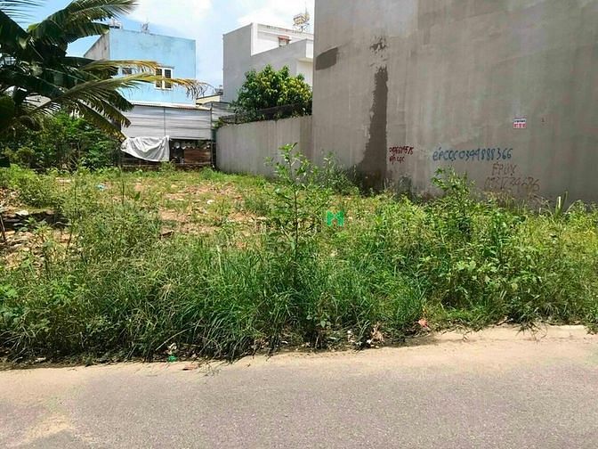 Hình ảnh Bán đất 10x33=330m2 đất xây biệt thự ngay đường 102 P Tăng Nhơn Phú A
