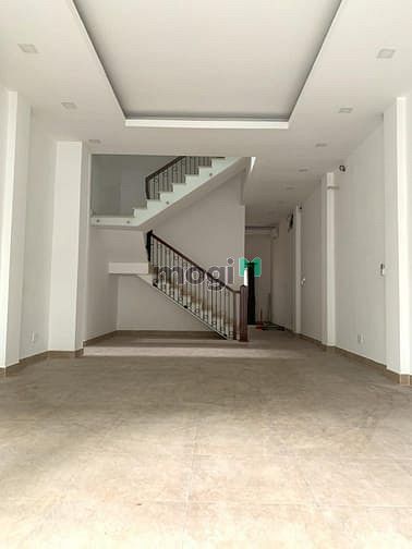 Hình ảnh Cho thuê nguyên căn 140A Phạm Văn Hai, phường 4, Tân Bình.