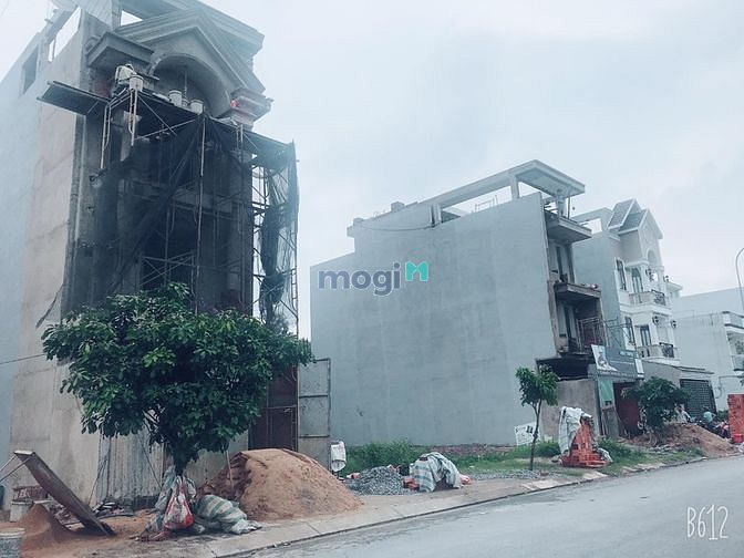 Hình ảnh Thanh Lý 16 nền đất và 3 lô góc đường Nguyễn Cửu Phú,sát bên Aeon Mall