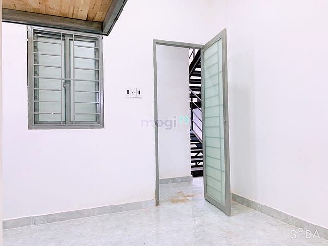 Hình ảnh CH Mini mới xây  sạch sẽ, có thang máy & máy lạnh ở Cộng Hòa Tân Bình