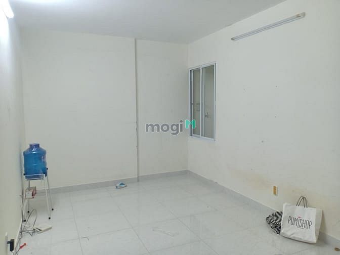 Hình ảnh Đang cần cho thuê CHCC Bông Sao 2 phòng ngủ, 1WC