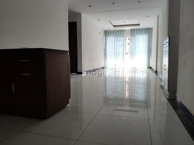 Hình ảnh ✔ Cho thuê CHCC GIAI VIỆT 82m 2pn 2wc - Rèm cửa