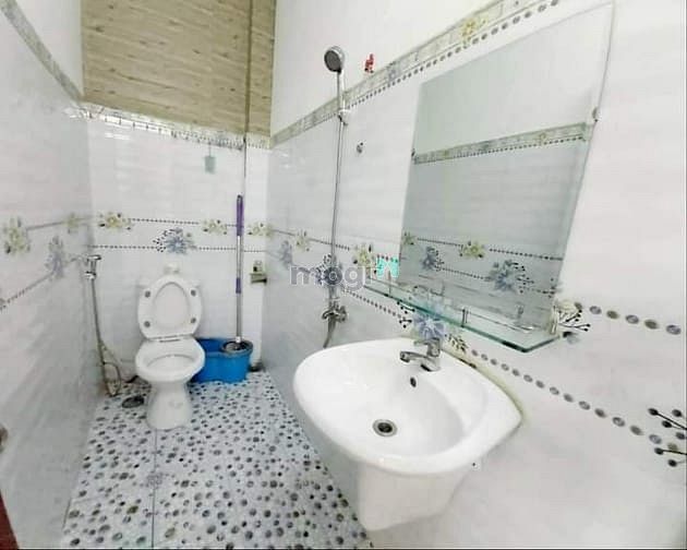 Hình ảnh Cho thuê nguyên căn 28b Phổ Quang, P2, Tân Bình