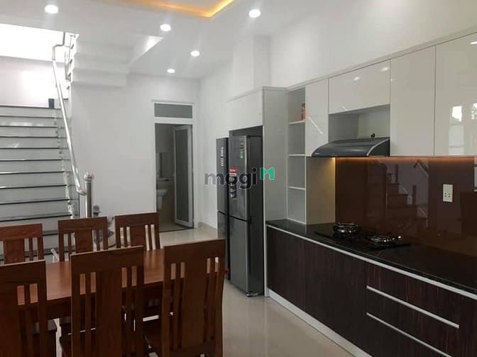 Hình ảnh Nhà cần cho thuê 662C Sư Vạn Hạnh, P10, Quận 10. DTSD 280m2