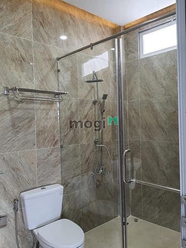 Hình ảnh Nhà cần cho thuê 662C Sư Vạn Hạnh, P10, Quận 10. DTSD 280m2