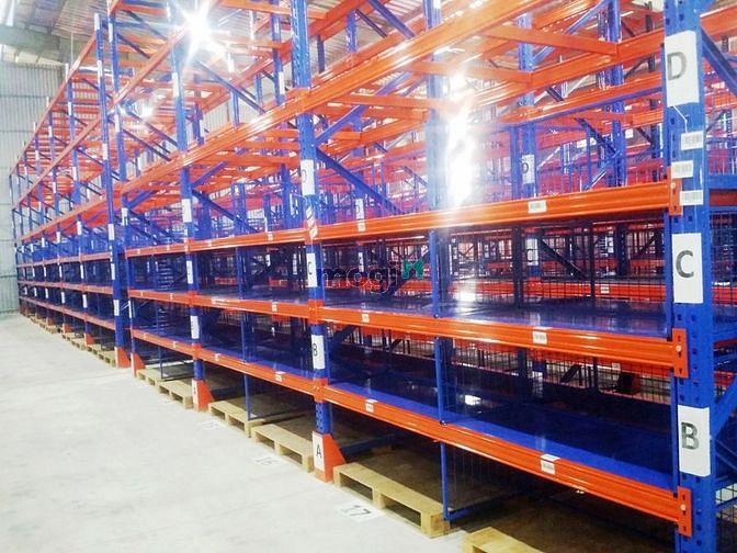 Hình ảnh Kho Hàng Diện Tích Thuê Nhỏ Lớn Có Ô Kệ Cất Hàng Sỉ Lẻ, 10NV Nhập Xuất