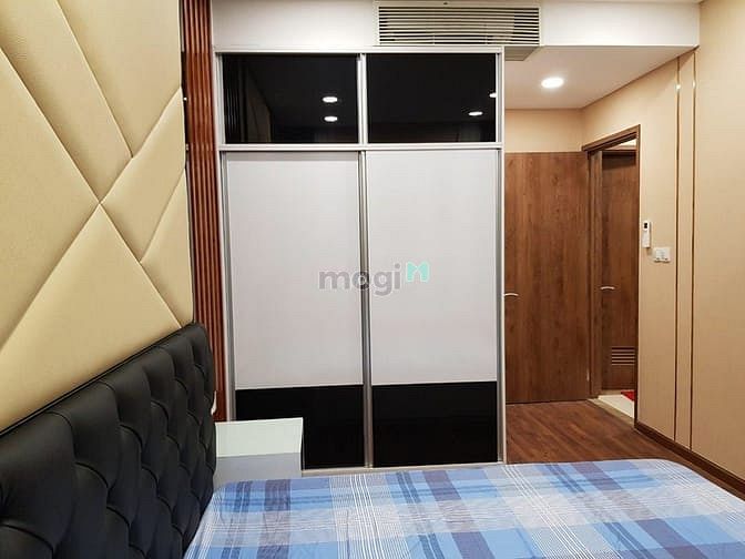 Hình ảnh ✔ Cho thuê CHCC THE GOLDEN STAR 68m 2pn 2wc - Nội thất đầy đủ