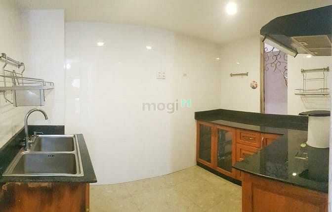 Hình ảnh Siêu phẩm Căn Hộ bancol thoáng mát sát bờ kè Trường Sa Quận 3