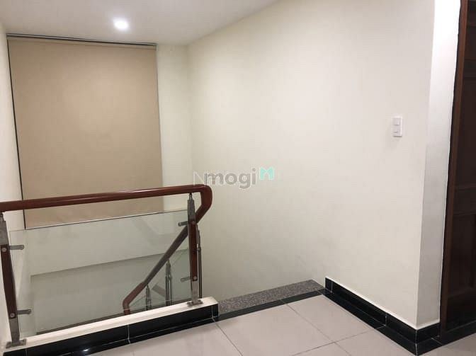 Hình ảnh ✔ Cần bán CHCC GIAI VIỆT 230m 3pn 2wc - Nhà trống