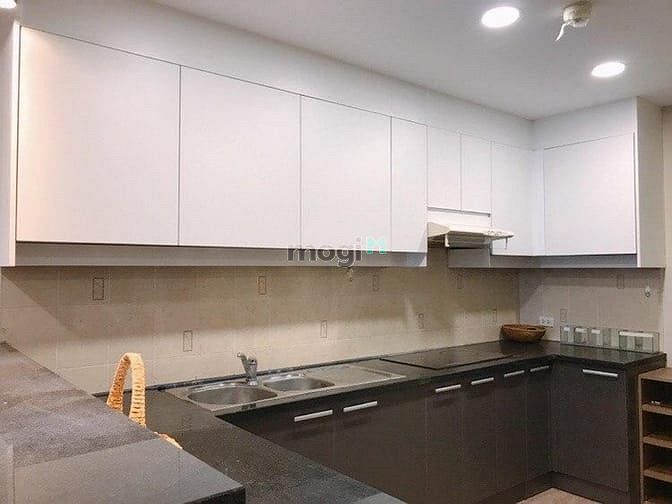 Hình ảnh ✔ Cho thuê CHCC HÙNG VƯƠNG PLAZA 130m 3pn 3wc - Nội thất đầy đủ
