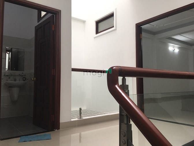 Hình ảnh Cho thuê Nhà 662A Sư Vạn Hạnh phường 12 Quận 10