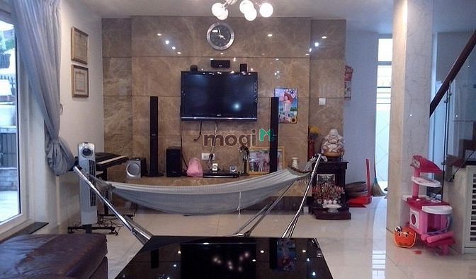 Hình ảnh Cho thuê Nhà phố Trong hẻm Phan Kế Bính Quận 1, 72 m2 (4m x 18m), 3 tầ