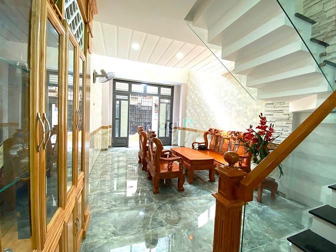 Hình ảnh Bán nhà hẻm 7m đường C1, phường 13, Tân Bình, 11,5tỷ