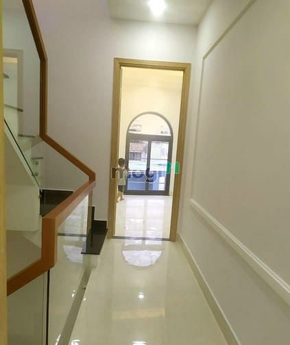 Hình ảnh Nhà cho thuê giáp ranh quận 1  và Bình Thạnh 46b Nguyễn Cửu Vân