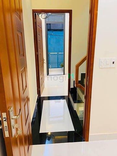 Hình ảnh Nhà Sài Gòn Giá Tốt . Phan Đình Phùng Giáp Quận 1